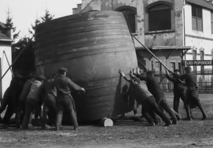 Documentaire de 1928 sur une brasserie tchèque